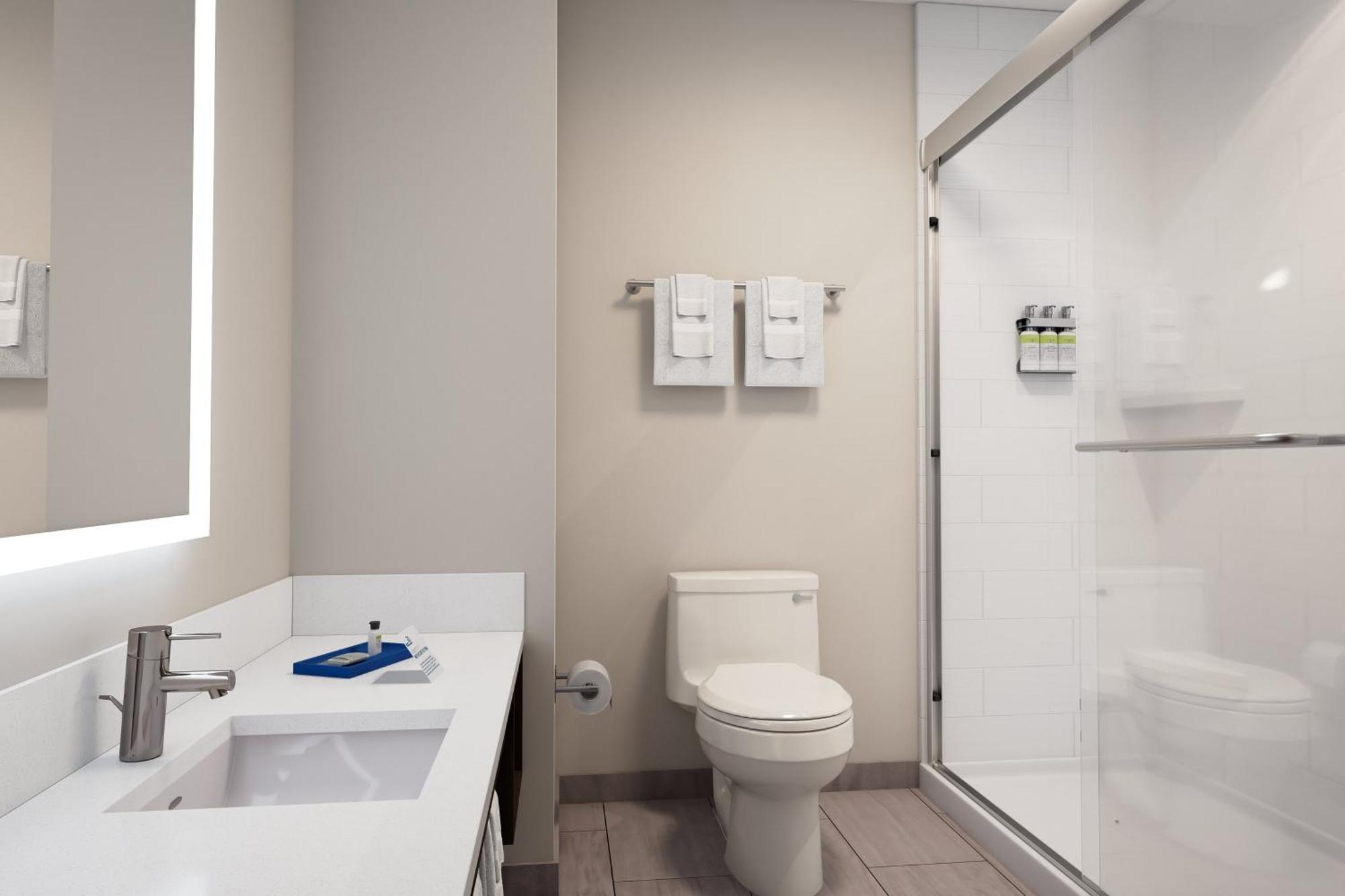 Holiday Inn Express & Suites Haltom City - Ft. Worth By Ihg Buitenkant foto